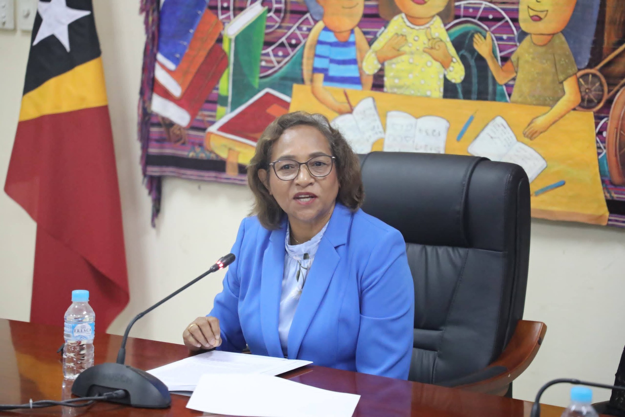 MINISTÉRIU EDUKASAUN SIMU EKIPAMENTU MOBILIÁRIU SIRA HUSI GOVERNU ESTADUS UNIDUS